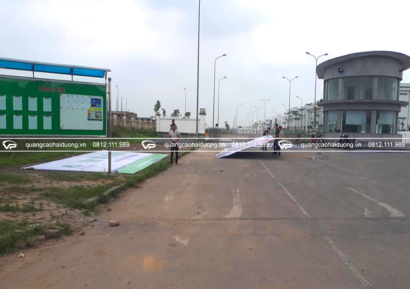 thi công hàng rao tôn giá rẻ