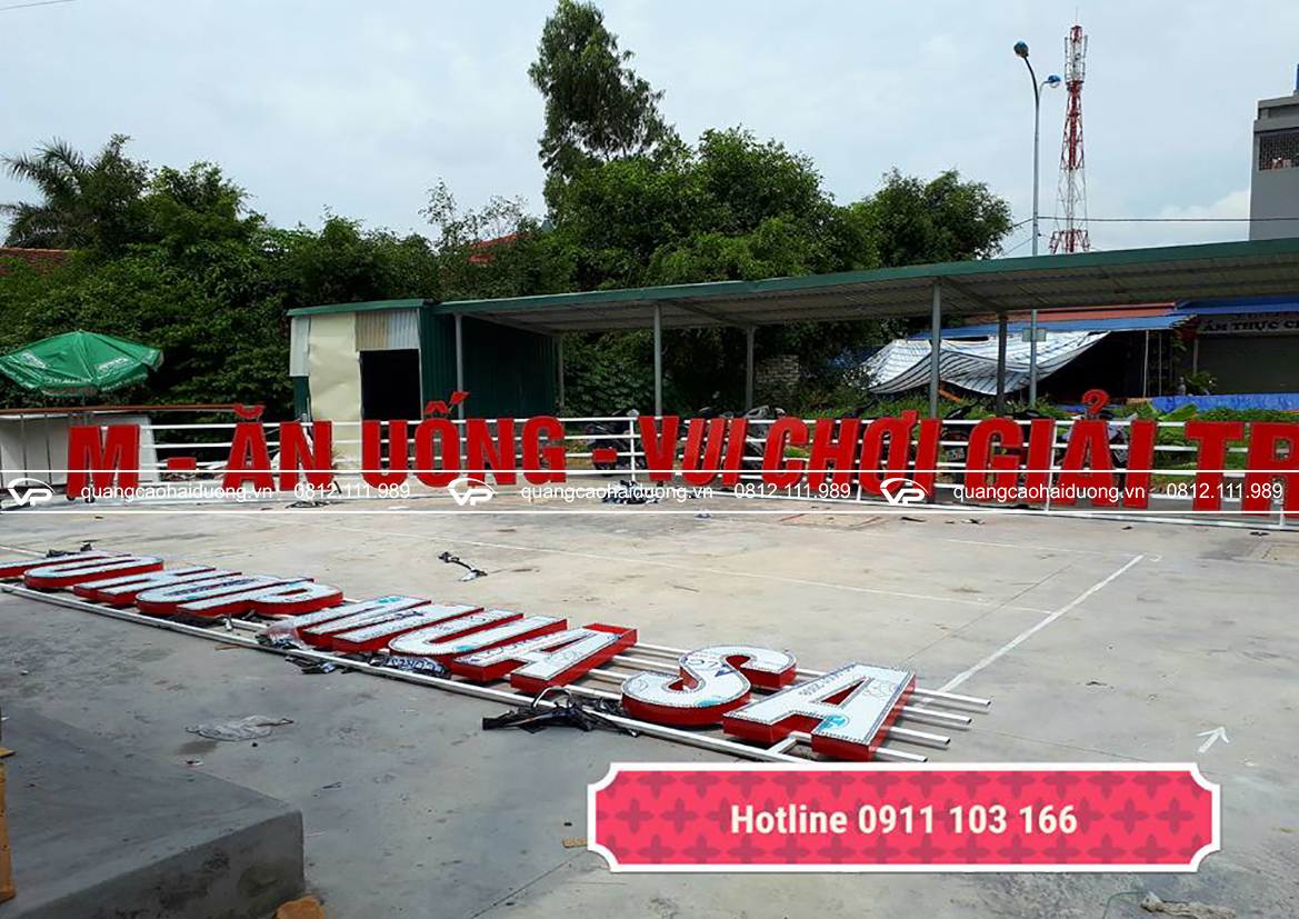 thi công biển quảng cáo cho chuỗi siêu thị
