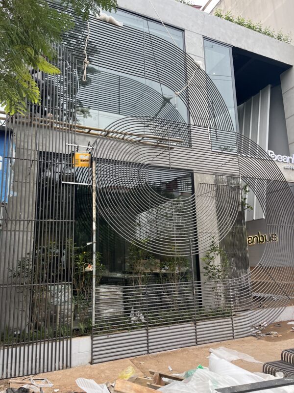 coffee beanbus thiết kế biển hiệu cafe tăng nhận diện thương hiệu hiệu quả