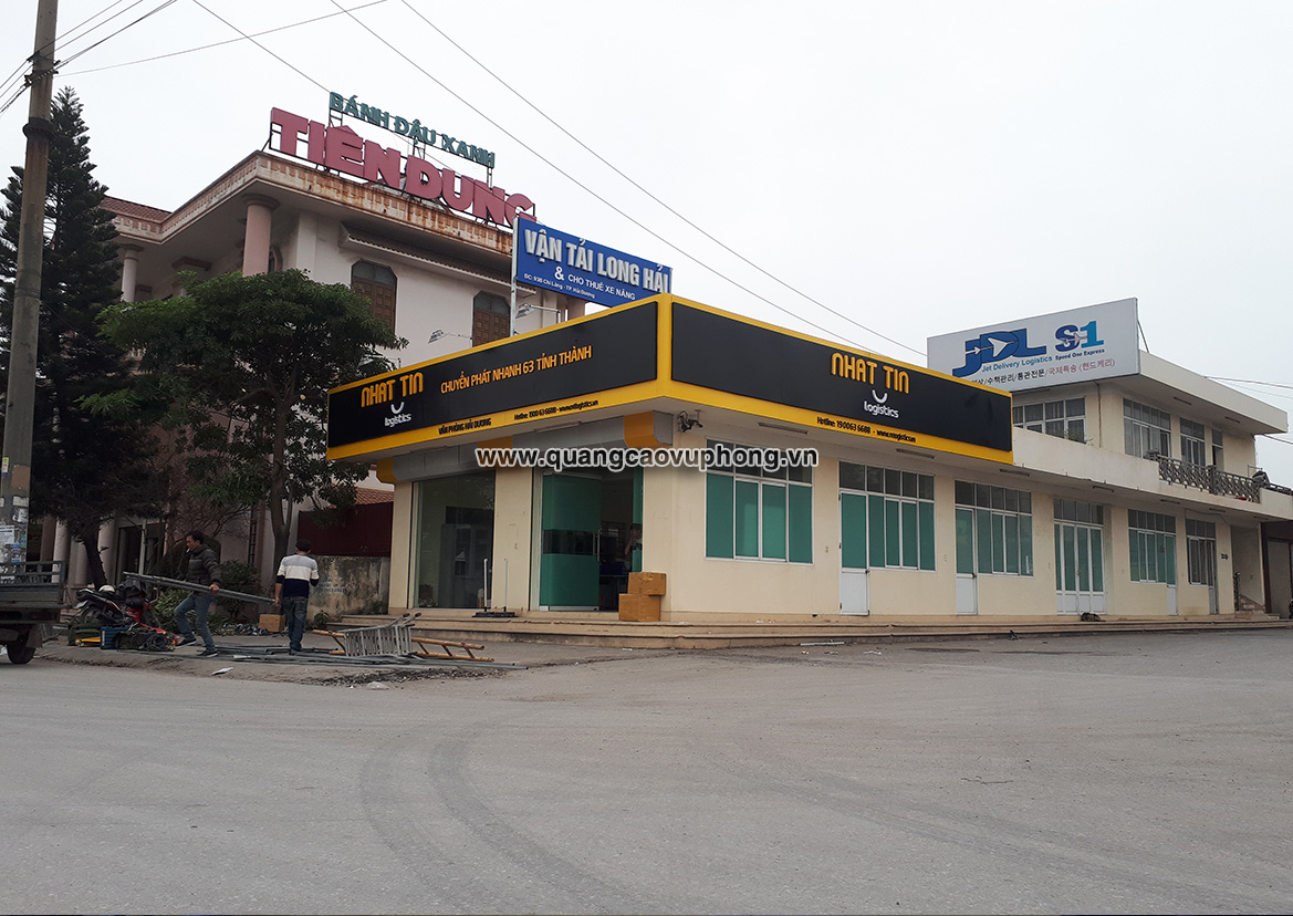 Biển quảng cáo chuỗi cửa hàng Chuyển phát nhanh Nhật Tín Hải Dương