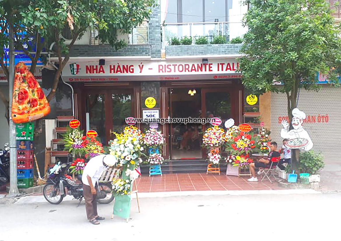 Thi công biển quảng cáo Nhà Hàng Ý Hải Dương