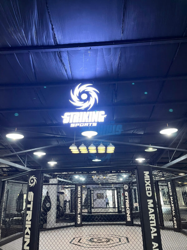 thi công làm biển LED mica cho phòng tập STRIKING - Trần Hưng Đạo - Hải Dương