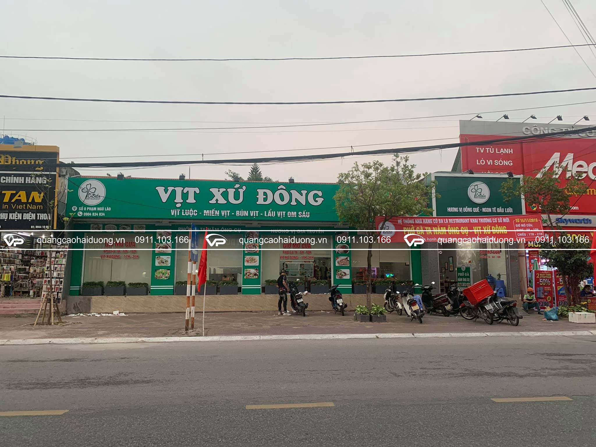 Thi công biển quảng cáo cửa hàng VỊT XỨ ĐÔNG Hải Dương
