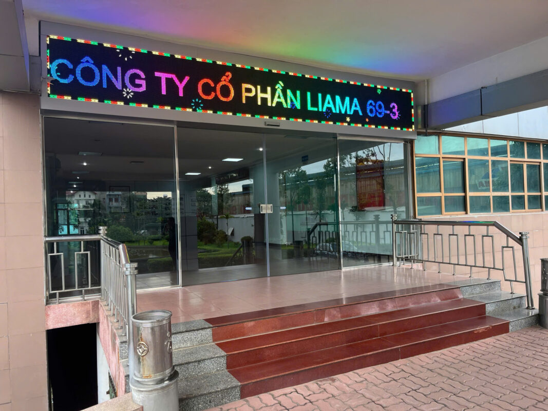 bien led ma tran quang cao cua hang dep thu hut khach