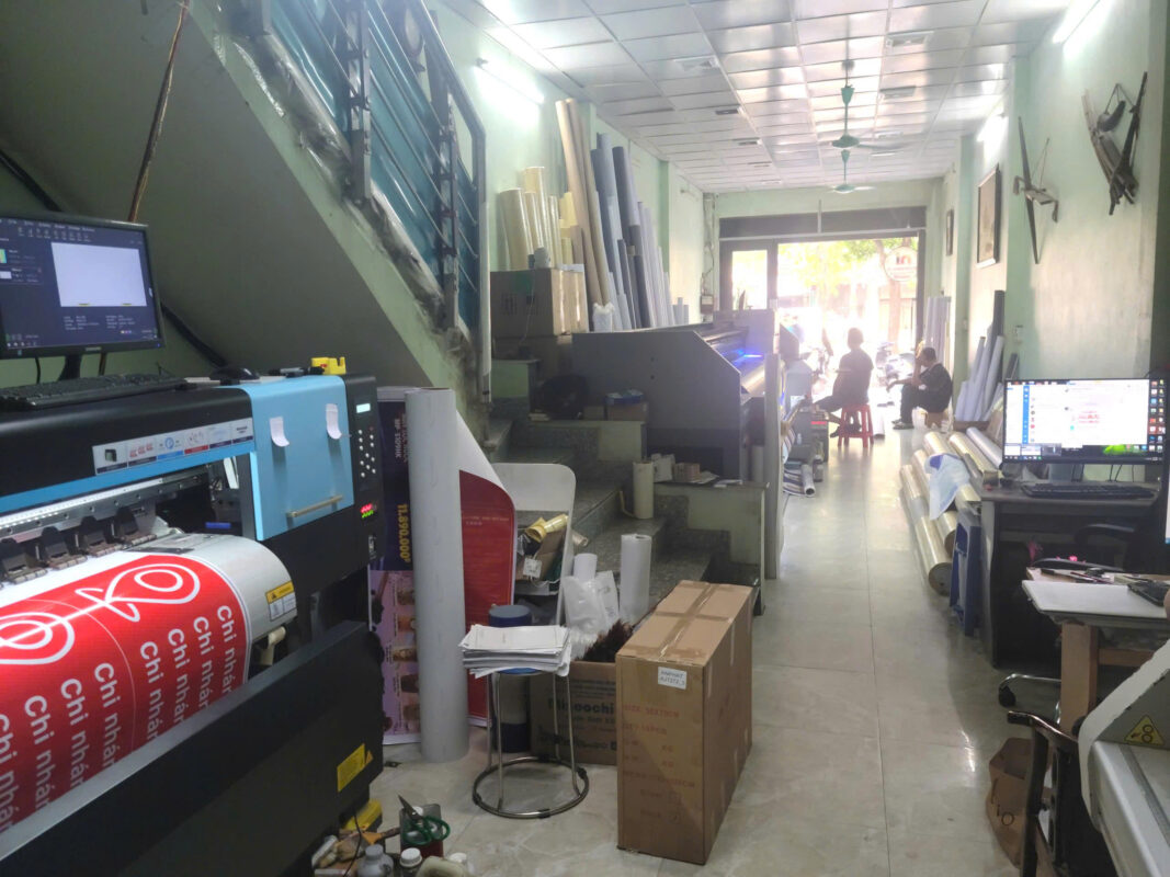 in-bat-hiflex-tai-hai-duong-sac-net-ben-dep-ngoai-troi