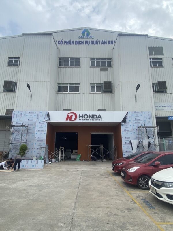 thi công biển quảng cáo ngoài trời hoàn thiện đẹp tại Hải Dương