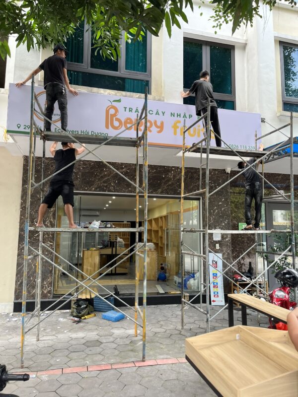 Không gian shop trái cây nhập khẩu sau khi thi công hoàn thiện