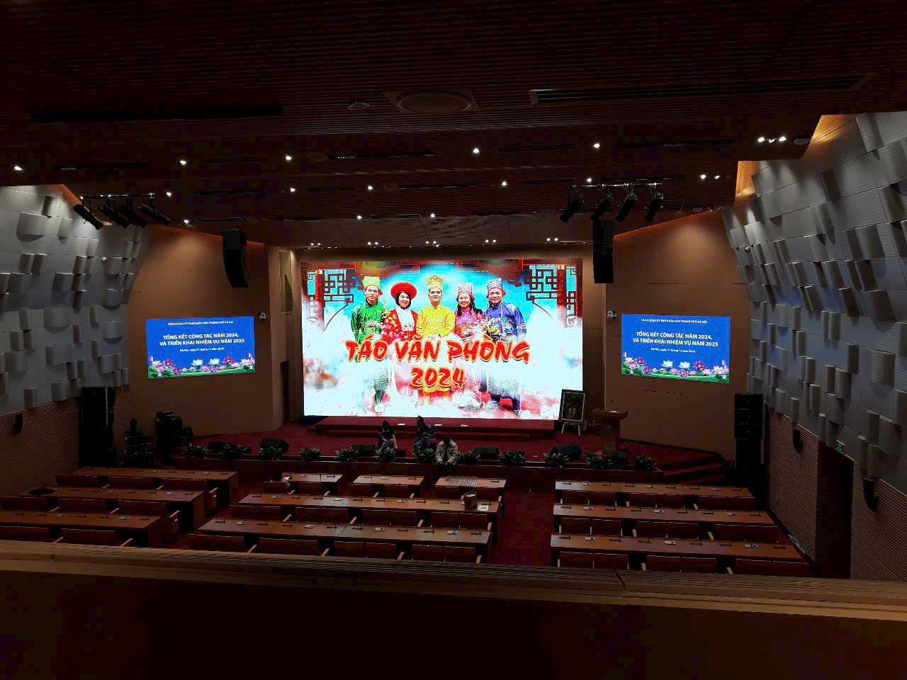 man hinh led su kien hai duong man hinh lon san khau ngoai troi