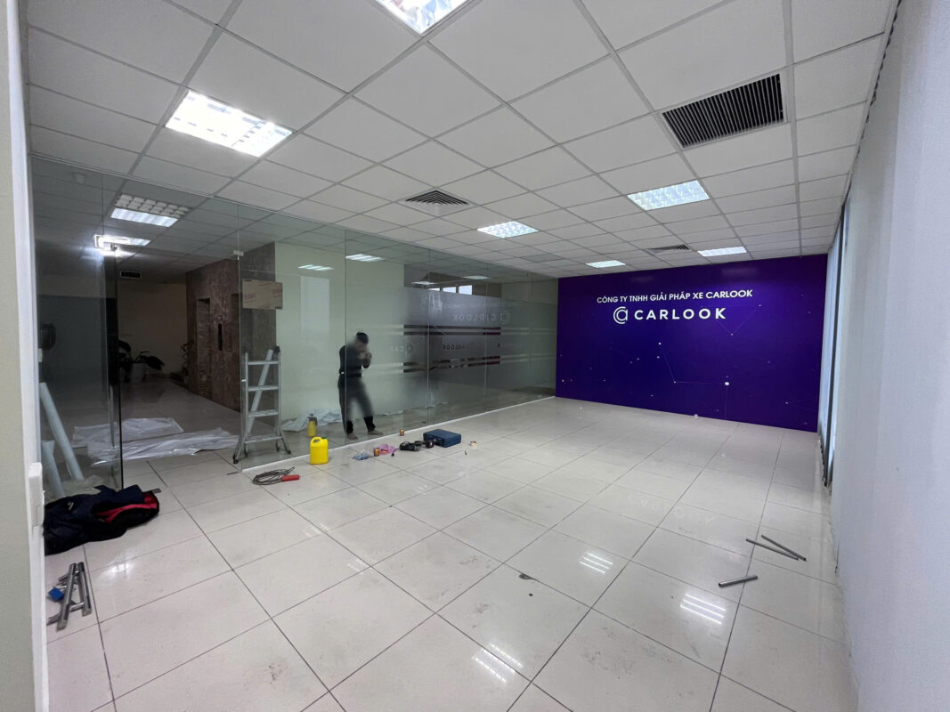 Thi công decal kính mờ cửa kính tại Hải Dương, giải pháp tiết kiệm chi phí thay thế kính mờ hiệu quả