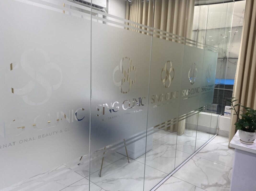 thi công decal kính mờ văn phòng Hải Dương giá rẻ