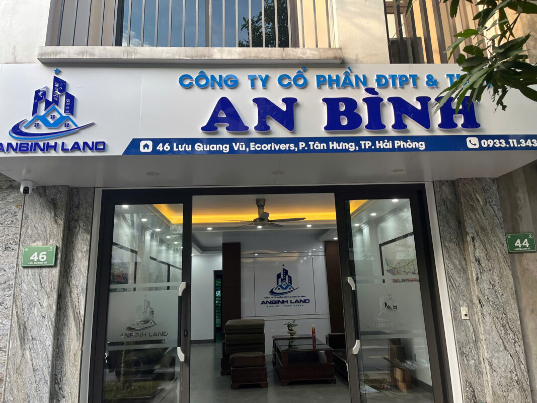 biển chữ nổi mica