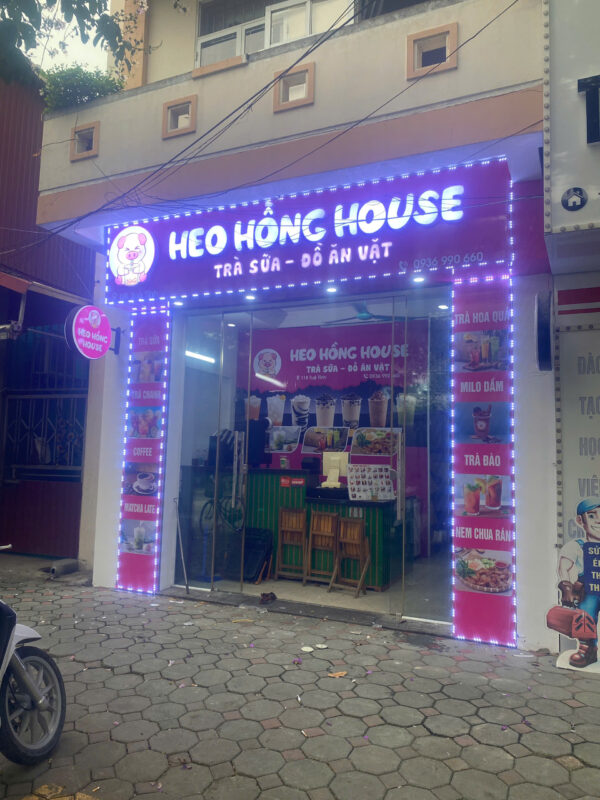 Biển aluminium chữ nổi mica tại Hải Dương