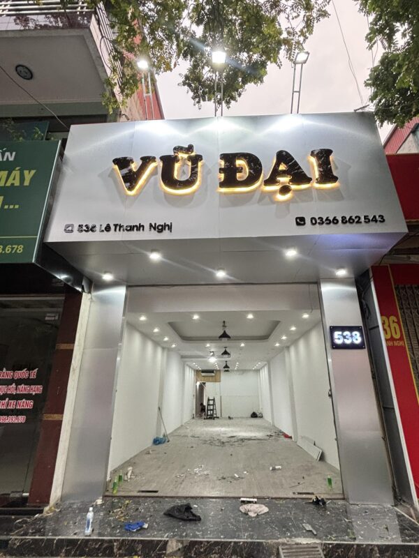 Biển Alu shop thời trang đẹp và nổi bật