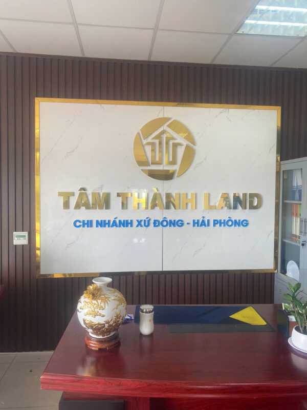 Biển quảng cáo chữ mica hoàn thiện