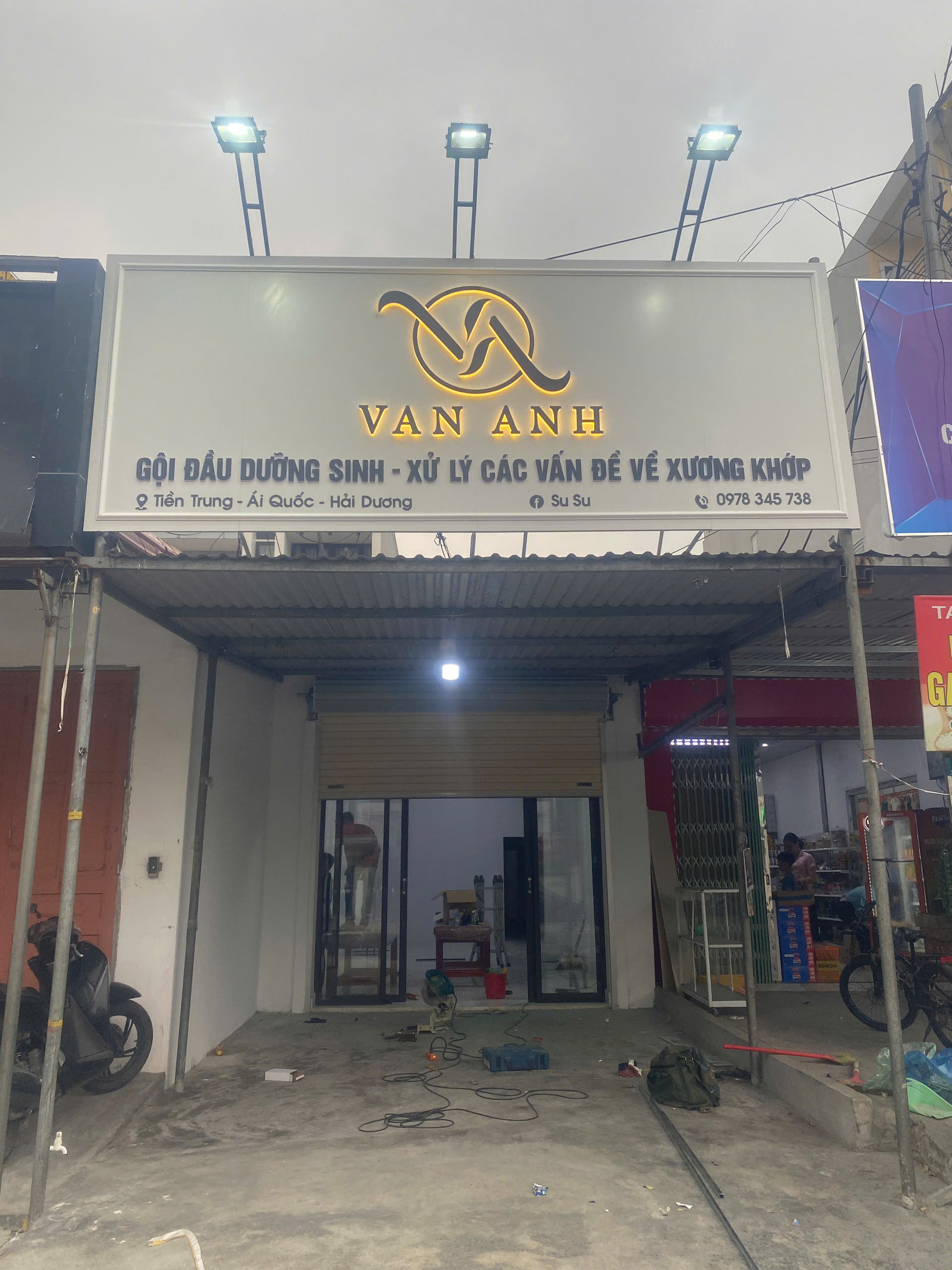 Chữ mica sáng đèn LED Hải Dương