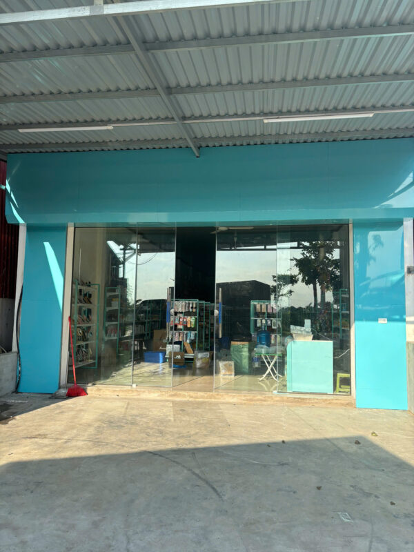 Các yếu tố ảnh hưởng đến giá biển quảng cáo Alu